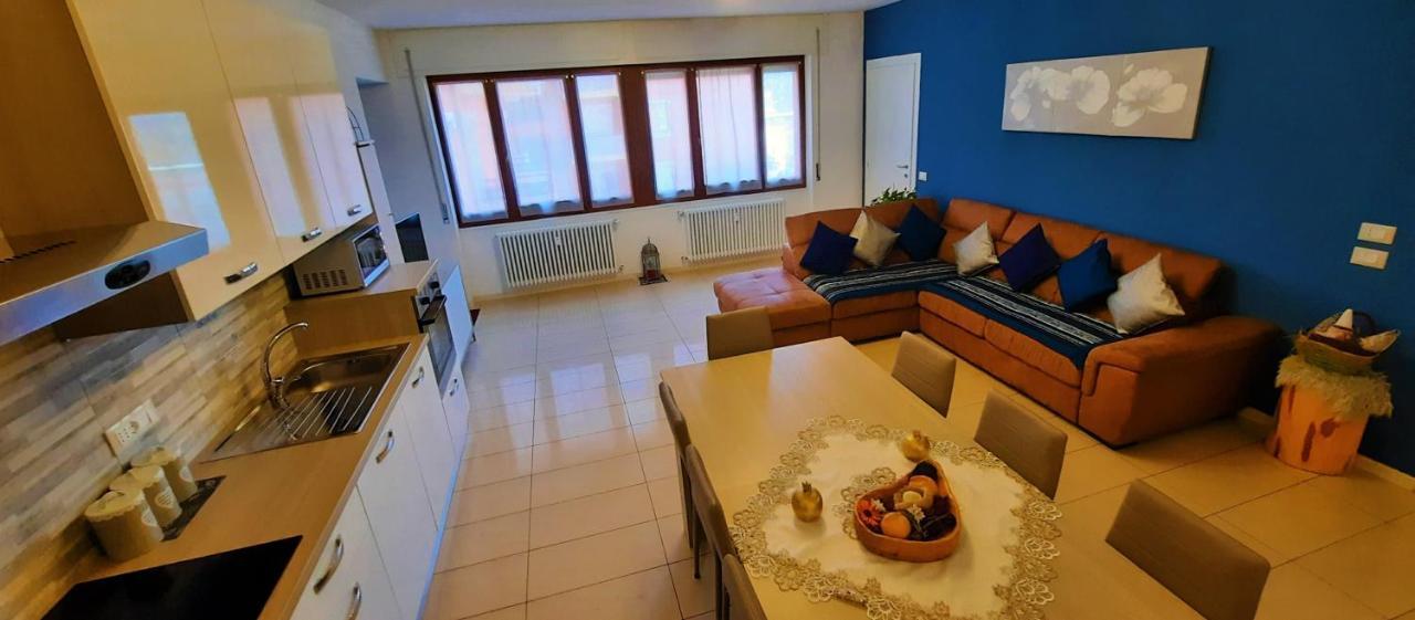 Lucini Ai Portici Apartment ตีราโน ภายนอก รูปภาพ